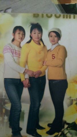 单身馨儿想升五冠主播照片