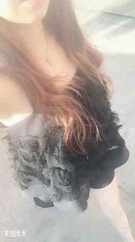 玥玥全6最拉主播照片