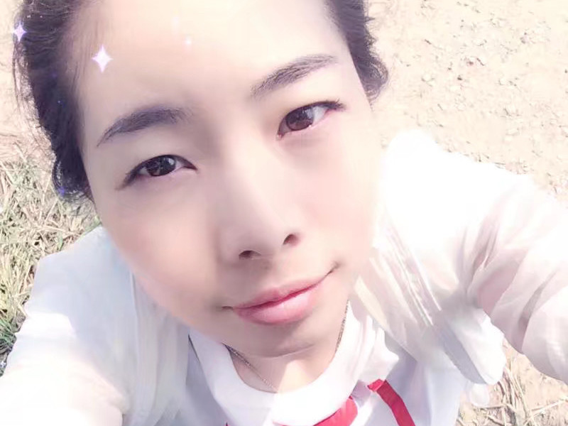 CAiEr彩儿💓的主播海报