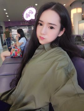 小小凡🎤（8点播）主播照片