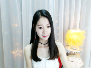 李昌定主播照片