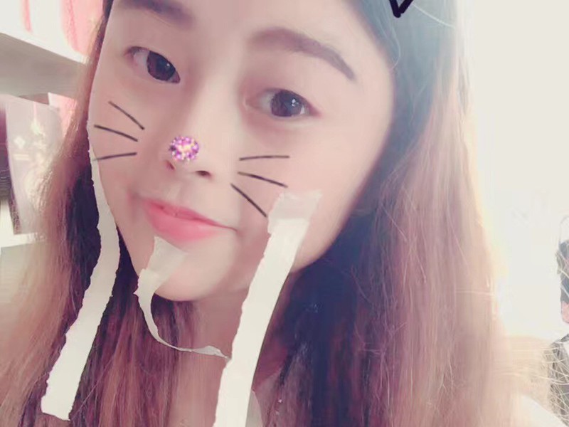 二宝不淑女🍒的主播海报