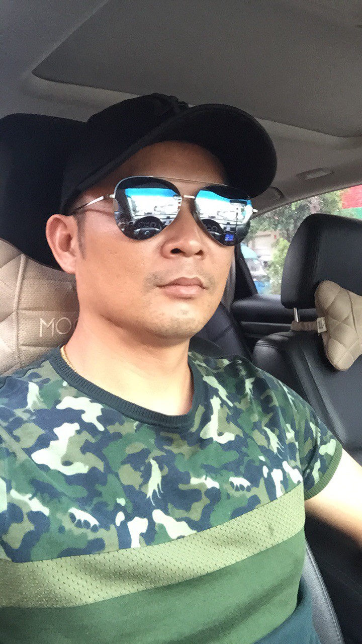 a限量版男人a的图片