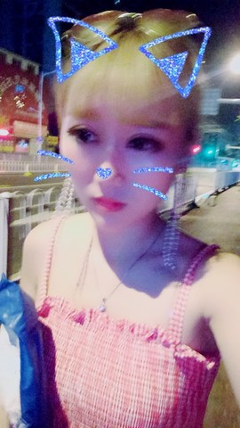 魔女一个人主播照片
