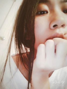 🙈`黄小言.主播照片