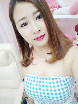 曼娜丽莎主播照片