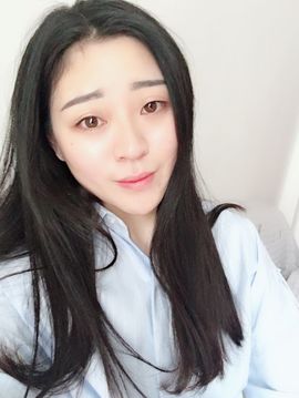 小胡子君主播照片