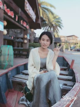 🙈`黄小言.主播照片