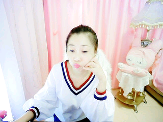 、╰雾里看花的主播照片