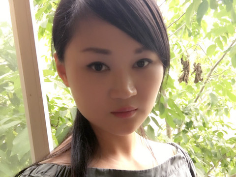 雨婷小妞海报