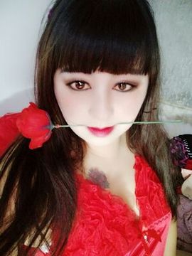 妞💝与你为伴主播照片