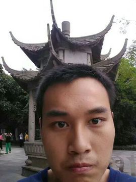 皖南老帅哥～铜安陵庆主播照片