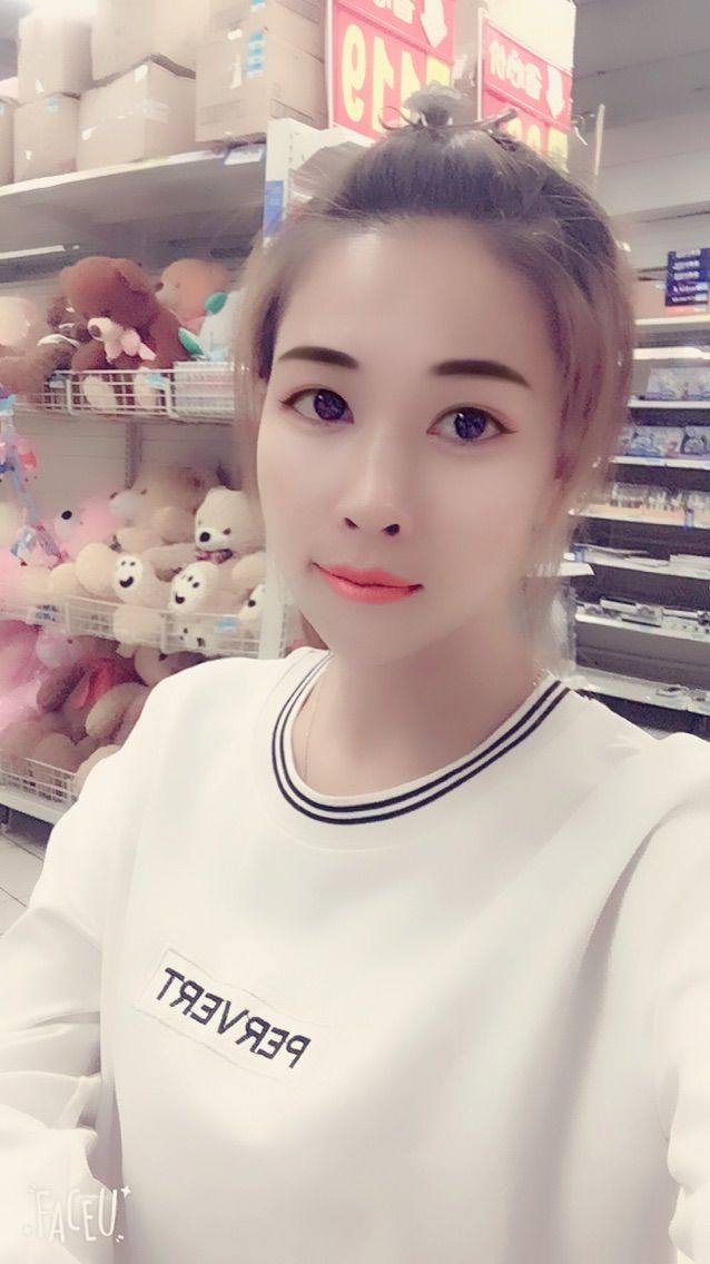 A夏天～乖乖女的主播照片