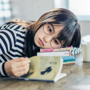 蛋饺子双休日播海报