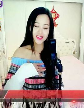 放秋假主播照片