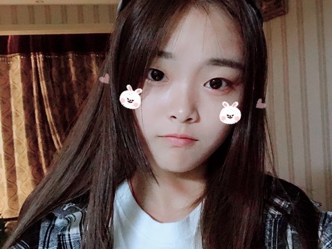 殷殷殷儿求升级❤️海报
