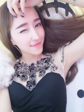 笑笑（爱是回忆美好）主播照片