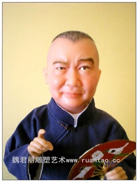 魏君丽雕像艺术主播照片