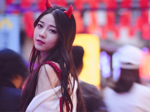 鱼骨头回海里了海报