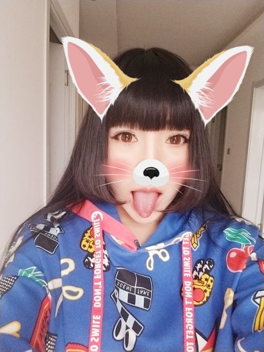 新人洛①①的主播照片