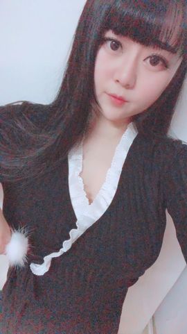 小小西521主播照片