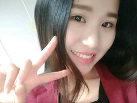 克莱尔小妍主播照片