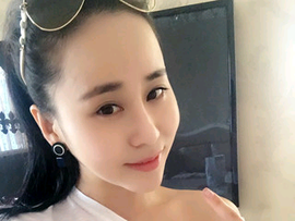 遥望蓝天w9主播照片