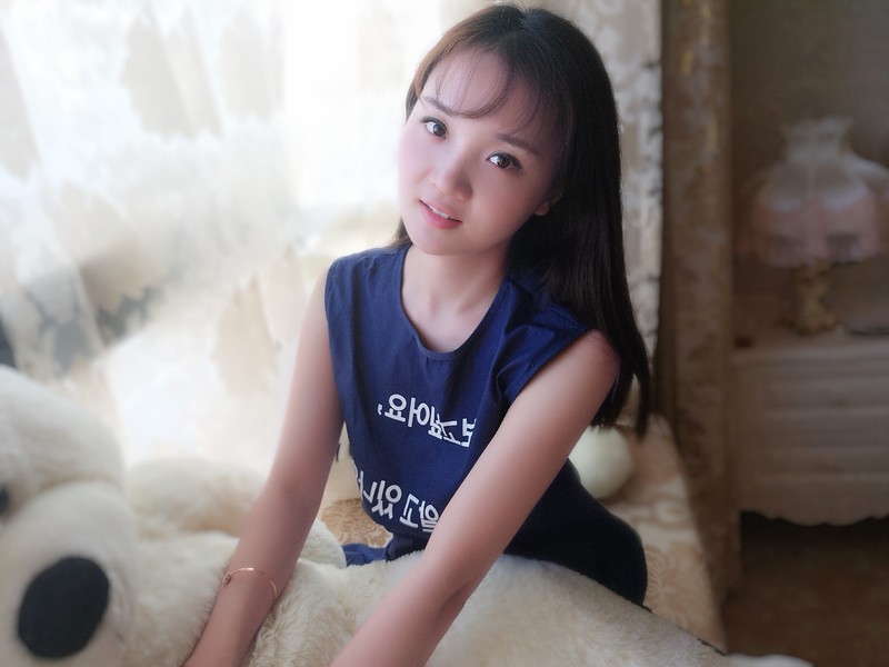 新人✿.蓉小小的主播海报