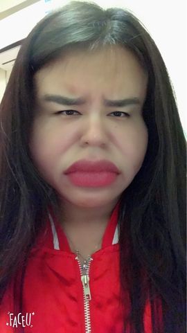 九小九，主播照片
