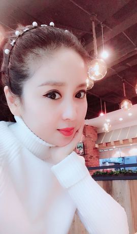 魅丽晴儿主播照片