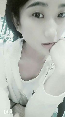 🙈`黄小言.主播照片