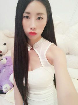 嗯哼……！主播照片