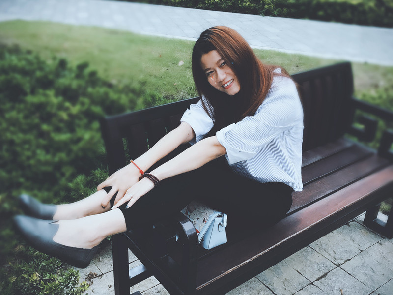 〝╮哎呦喂。求守护的主播海报