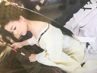 红尘中⭐看世界⭐的主播照片