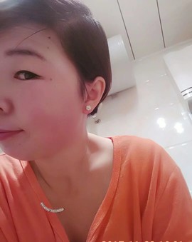 百变玲姐主播照片