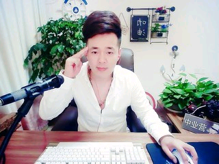 北方🦁的主播照片