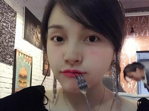 金小姐的小金库👑海报