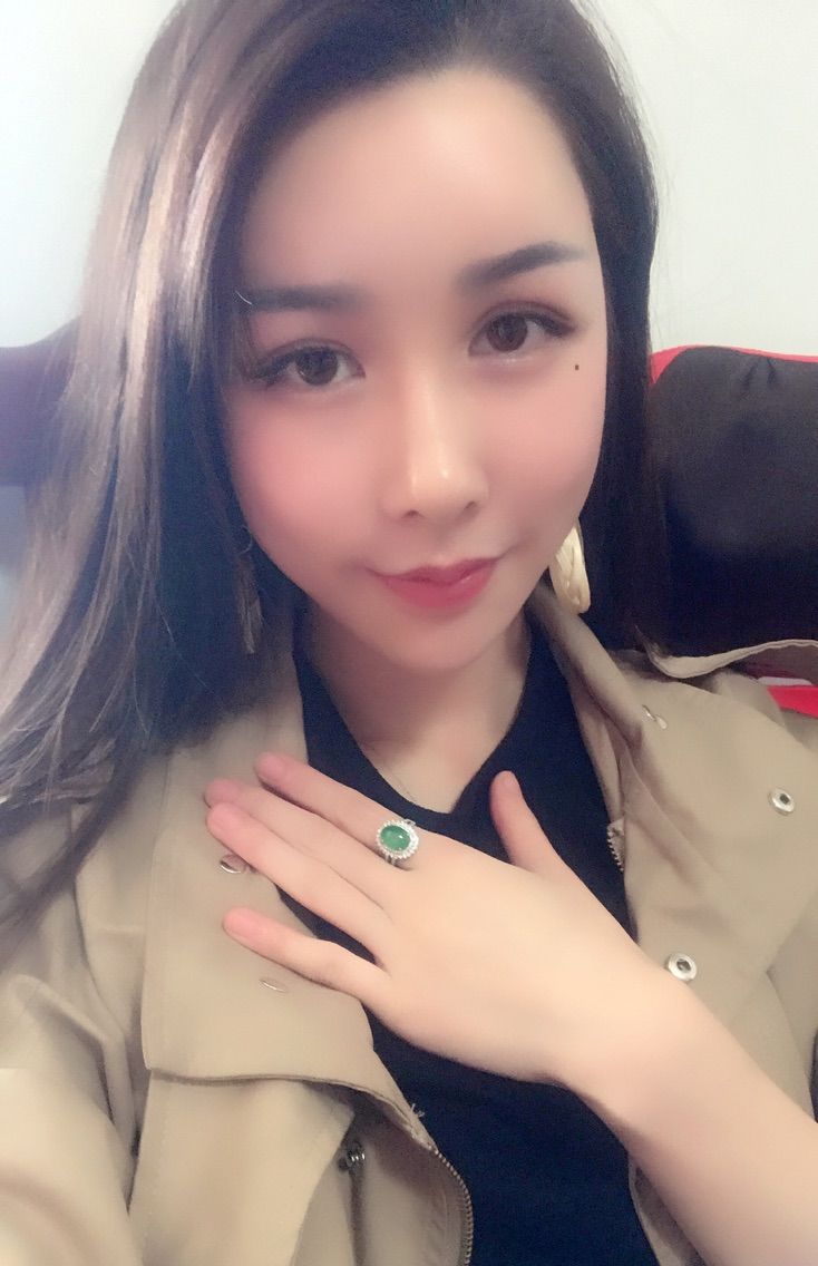 来不及好好看看的主播照片