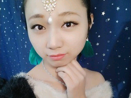 人性如狼主播照片