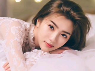 倾城迟暮的主播照片