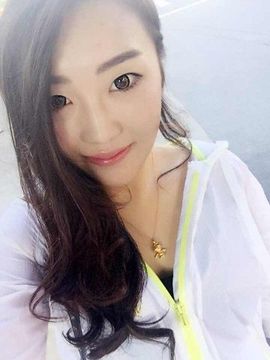 小呗电脑坏不定时播主播照片