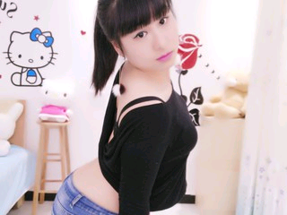 @，、@一样的天空的主播照片