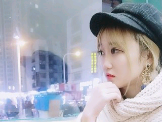 凌小炎的主播照片
