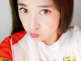 巴彦努力忘记烦脑的主播照片