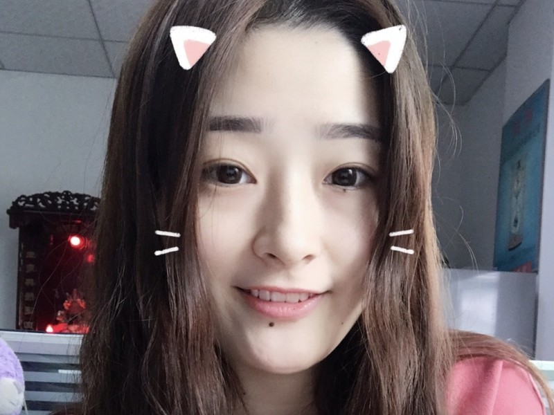 安柠💋是你的小贴心的主播海报