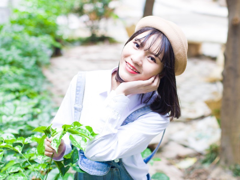 花的芬香的主播海报