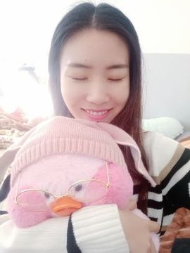 🌸崔崔雨儿暂停播主播照片