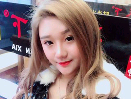 小妖精的情哥哥主播照片