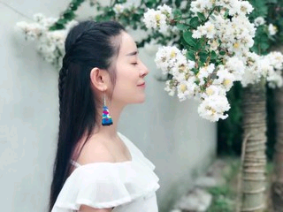 速度度q的主播照片