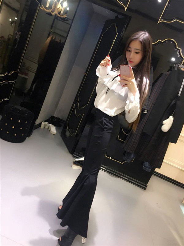 风中的风铃的图片
